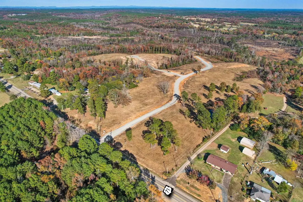 102 Rolling Oaks Drive, De Queen