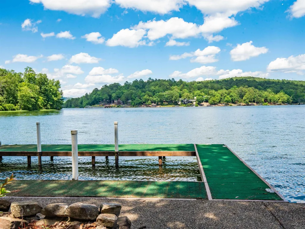 1 Sereno Lane, Hot Springs Village