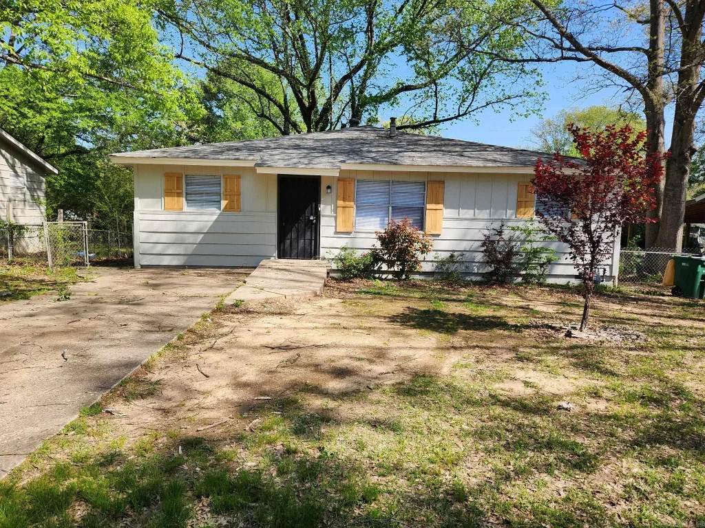 7120 Redwood Drive, Little Rock