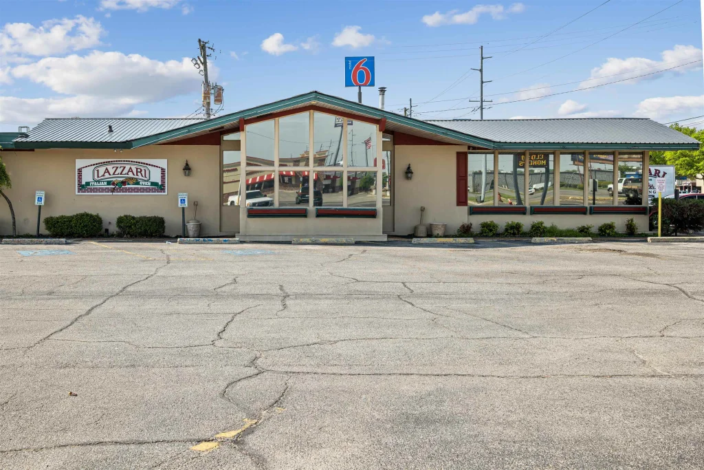 2230 S Caraway, Jonesboro