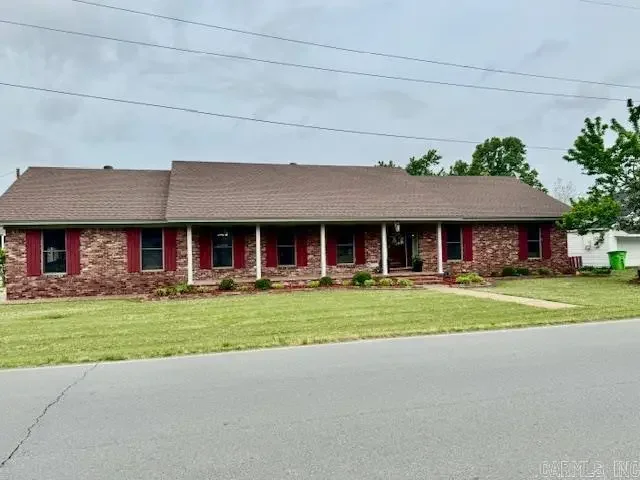 709 Williams, Carlisle