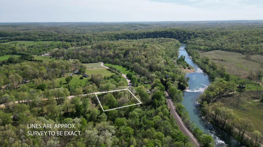 Tbt Riverside Drive, Mammoth Spring