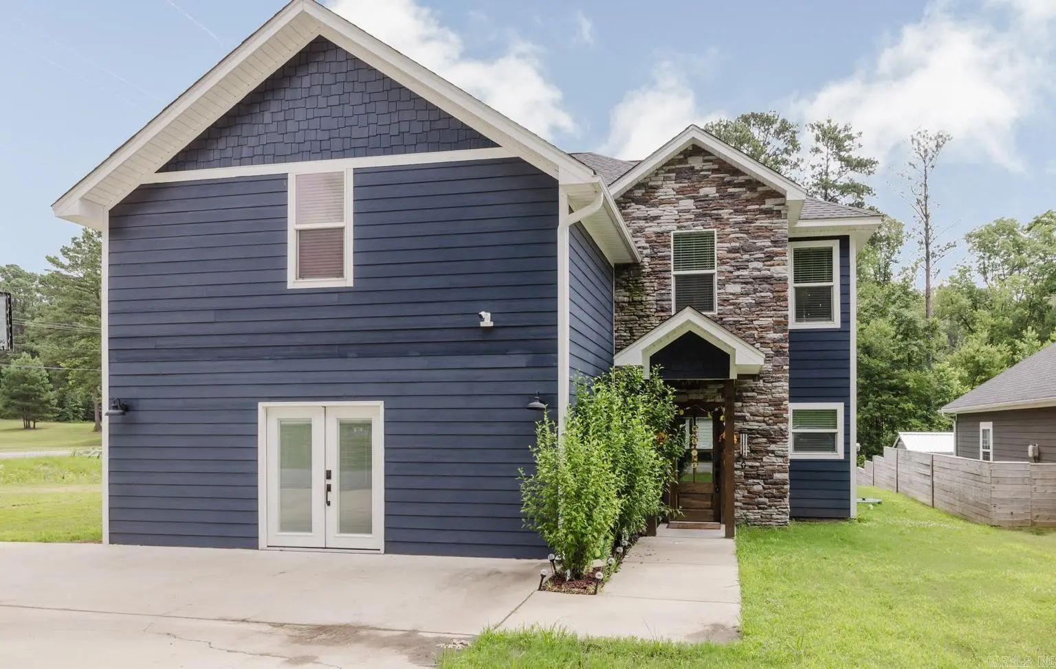 600 Hiram Drive, Bauxite