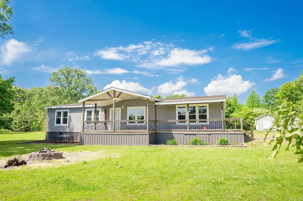 780 Black Jack Road, Ward