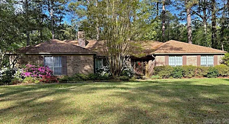 246 Tracy Drive, Monticello