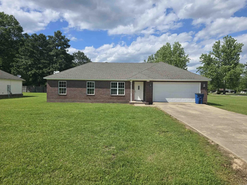 102 Mahoney Drive, Beebe
