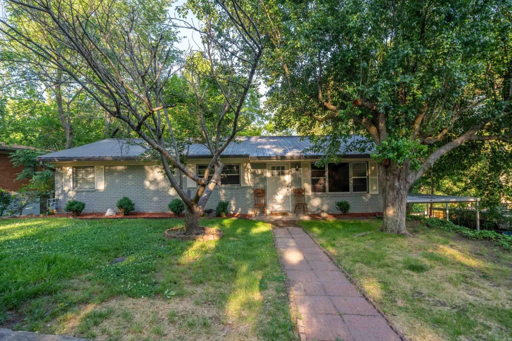 203 Patriot Street, Hot Springs