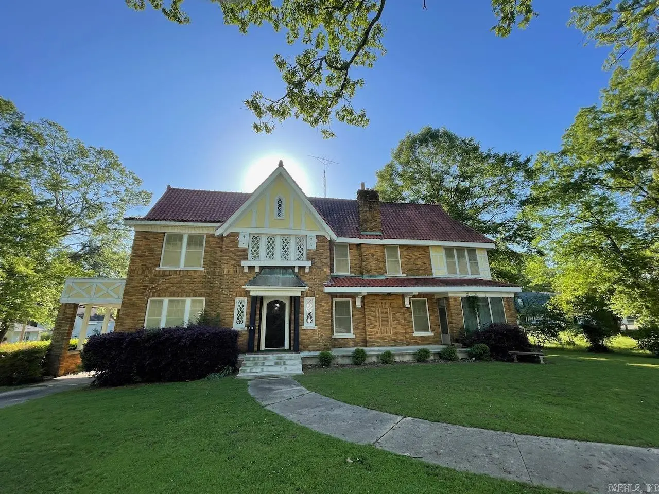 714 N Main Street, Monticello