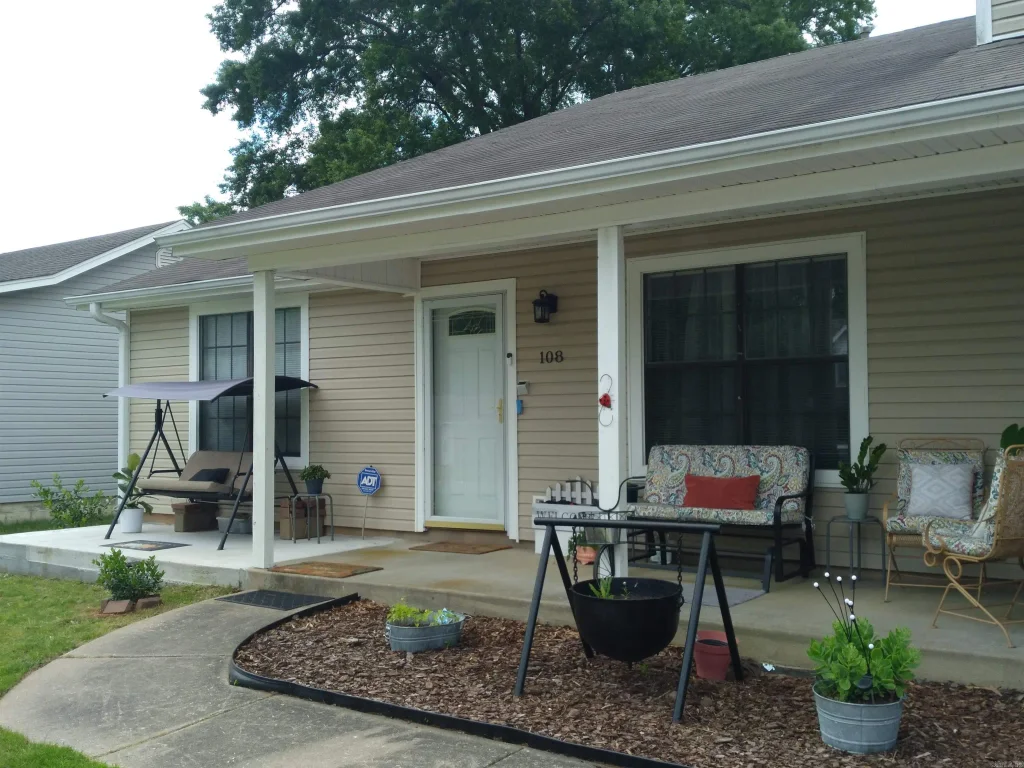 108 Dales Drive, Jacksonville