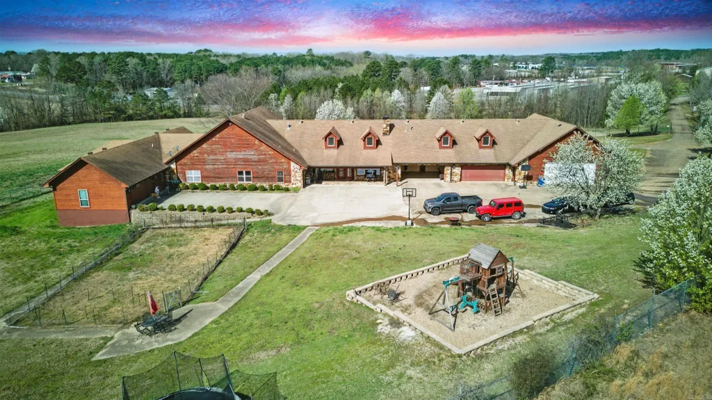 5415 Highway 67, Benton