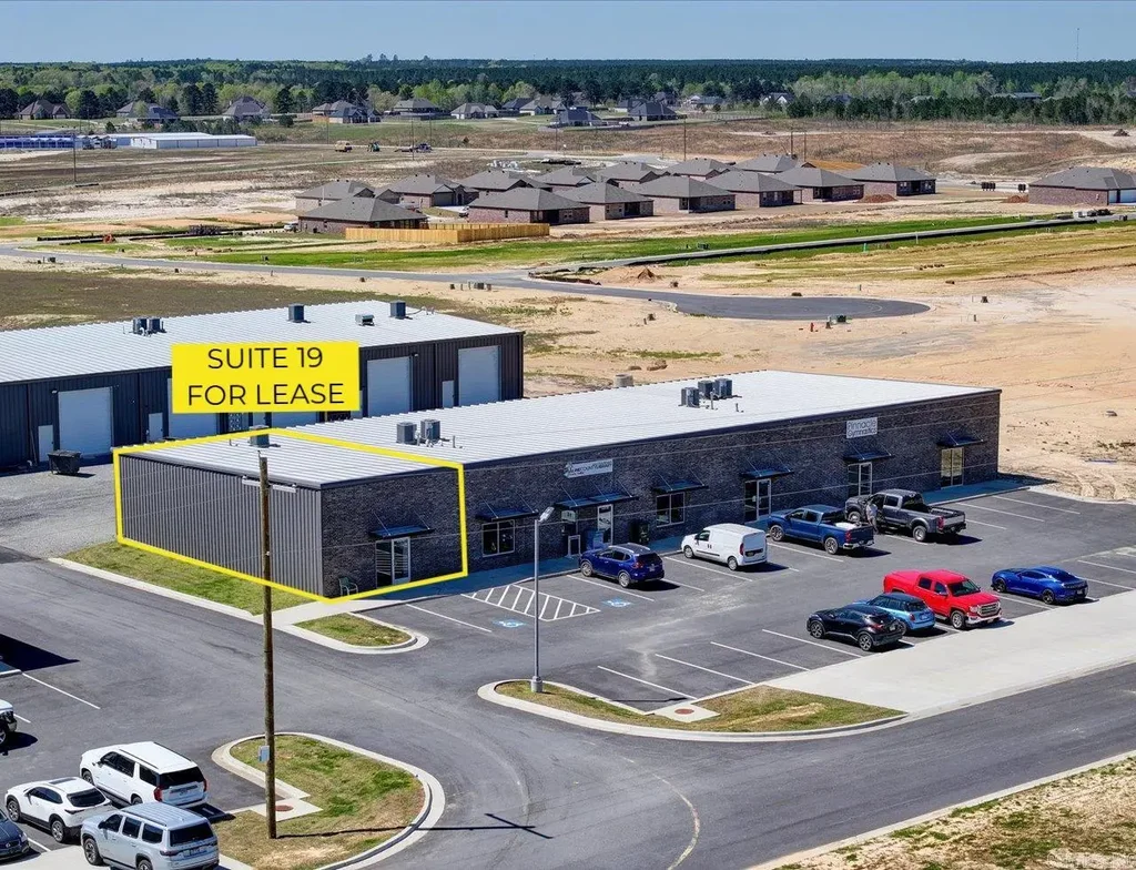 24005 Arch Street, Hensley