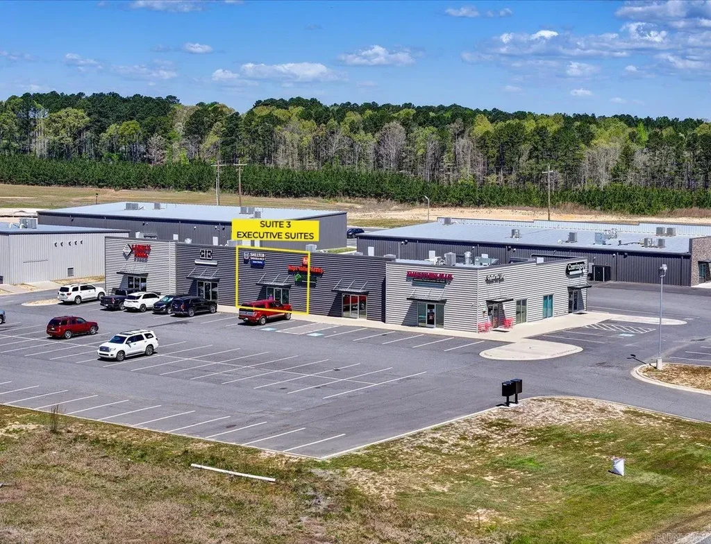 24005 Arch Street, Hensley