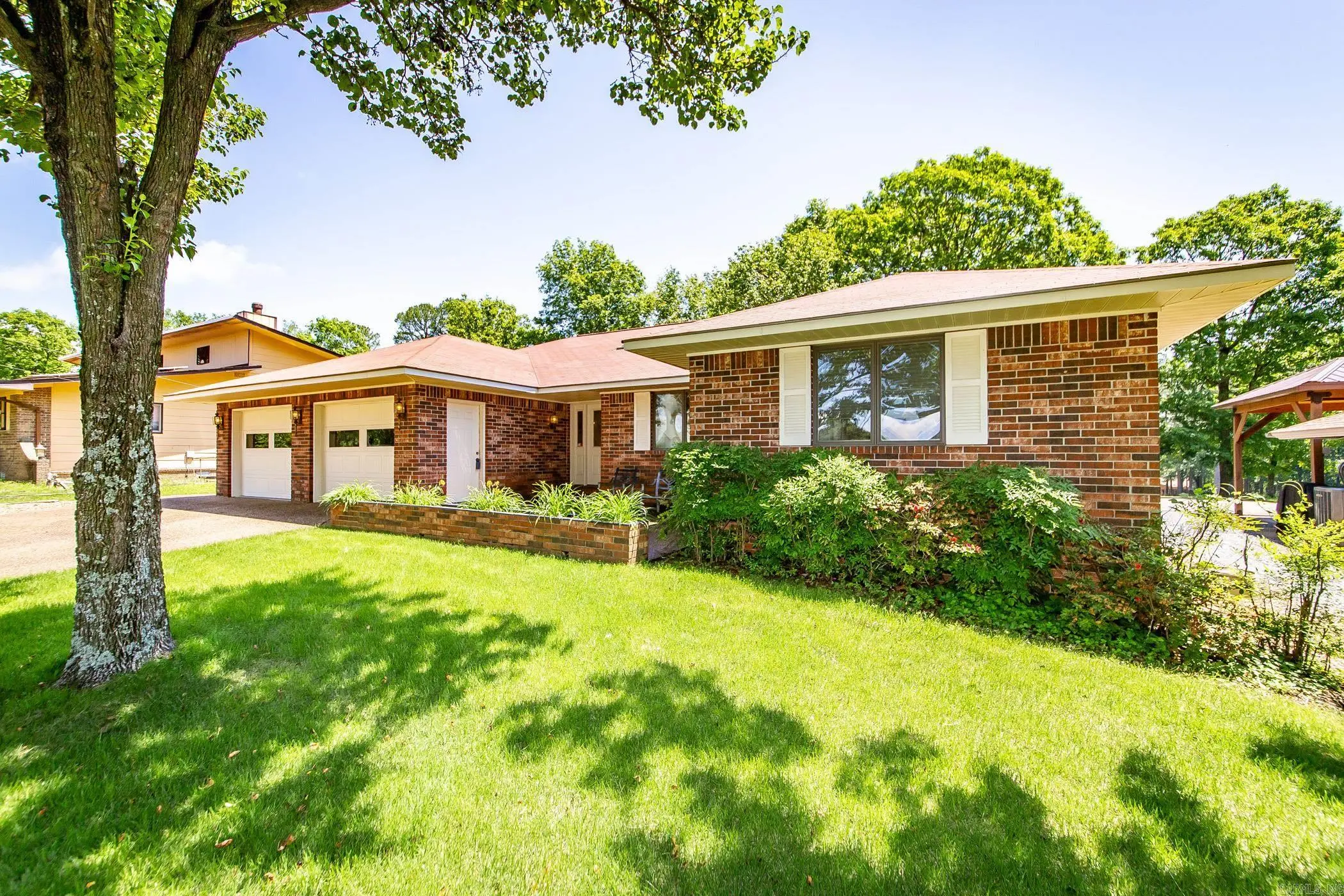 305 Snead Drive, Fairfield Bay