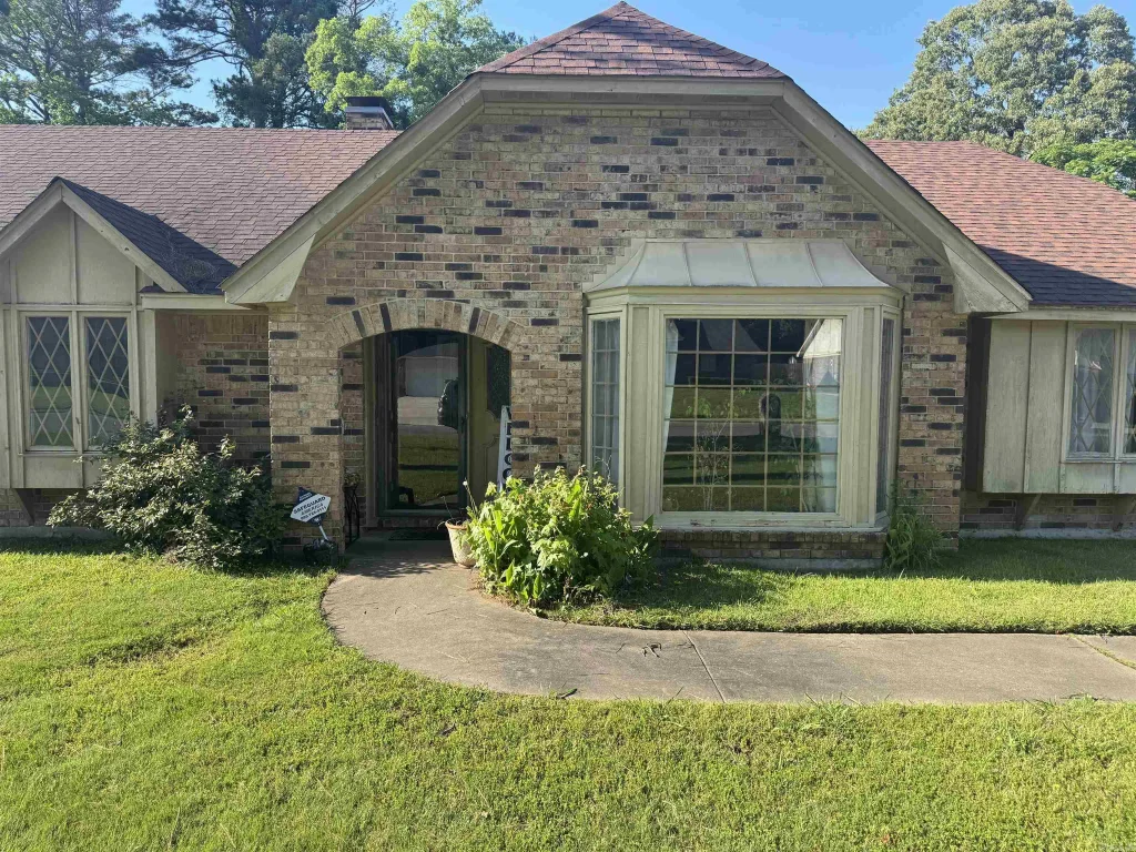 2109 Monticello Court, Pine Bluff