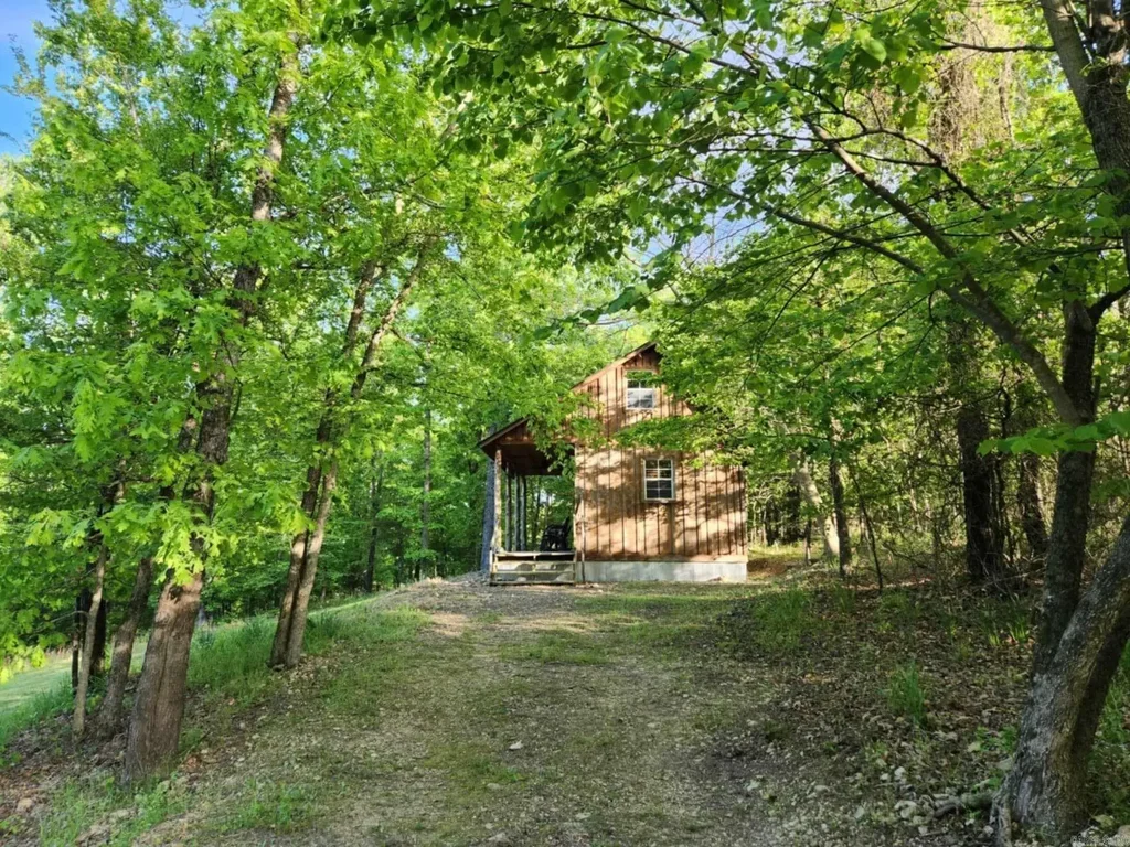 3227 Red Bluff Road, Marshall