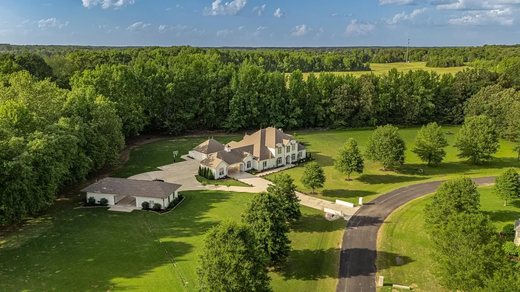 92 Cr 7185 Road, Jonesboro