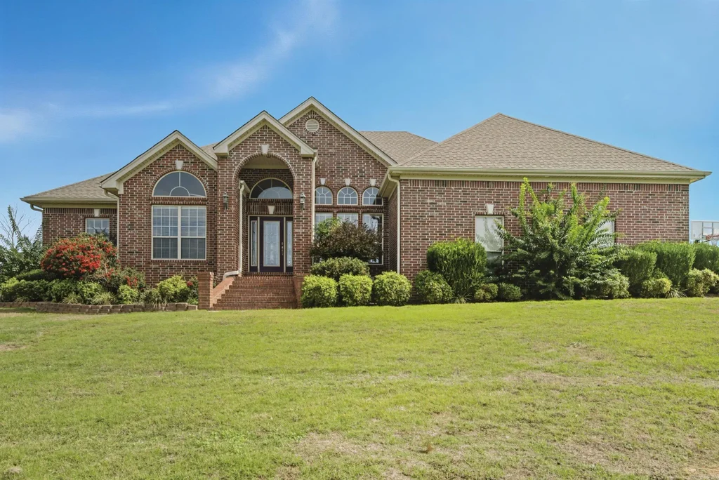2281 Lookout Mountain Road, Benton