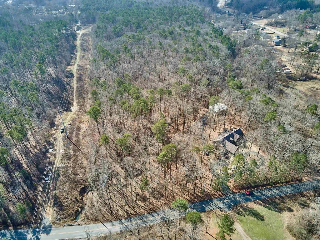 Tbd W Longhills, Benton