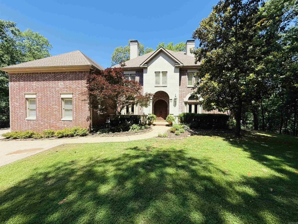 4 Dressage Court, Little Rock