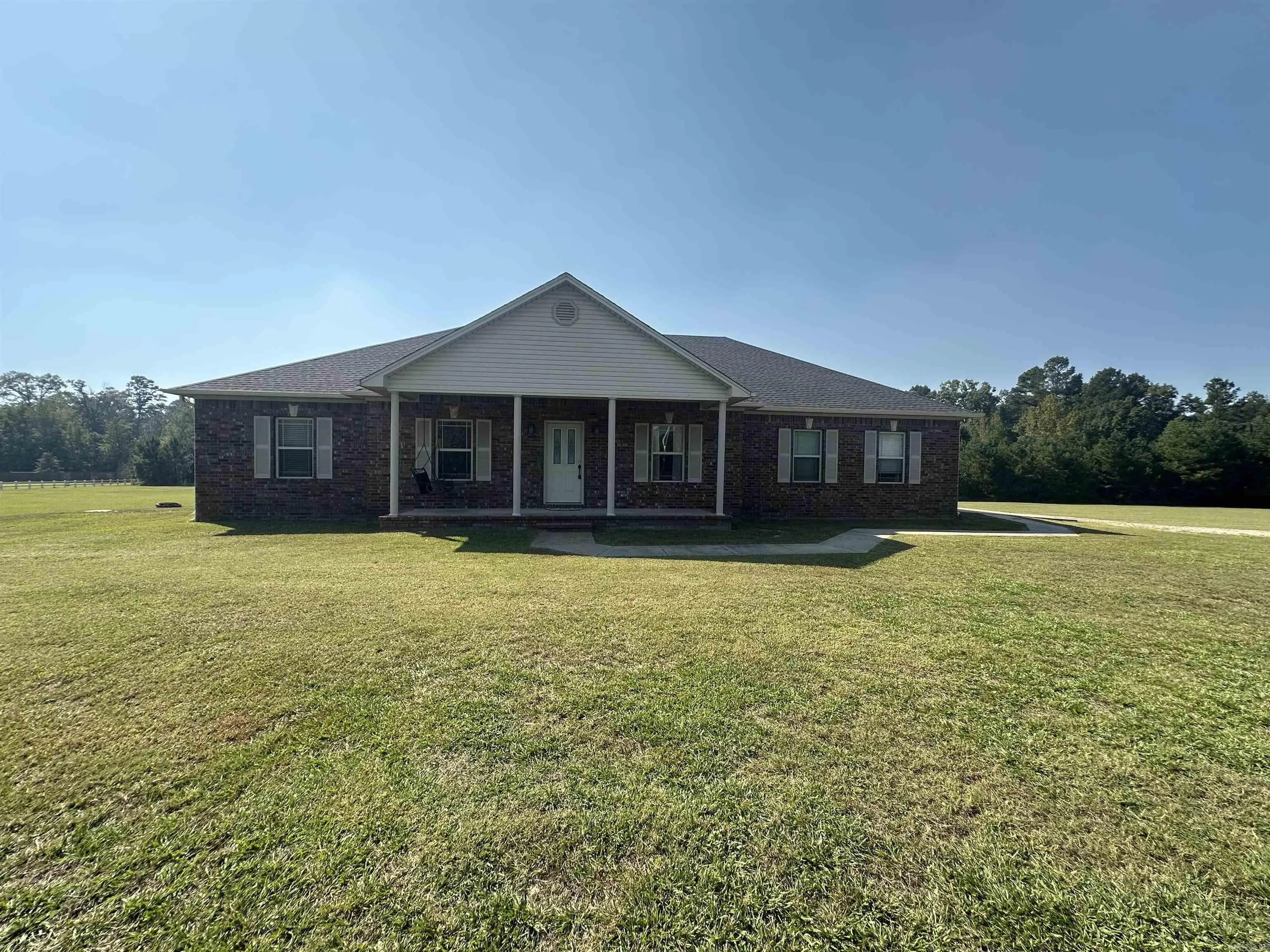 9561 E Hwy 270, Sheridan