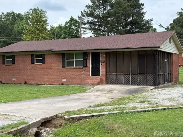 1002 W 3rd St, Rector