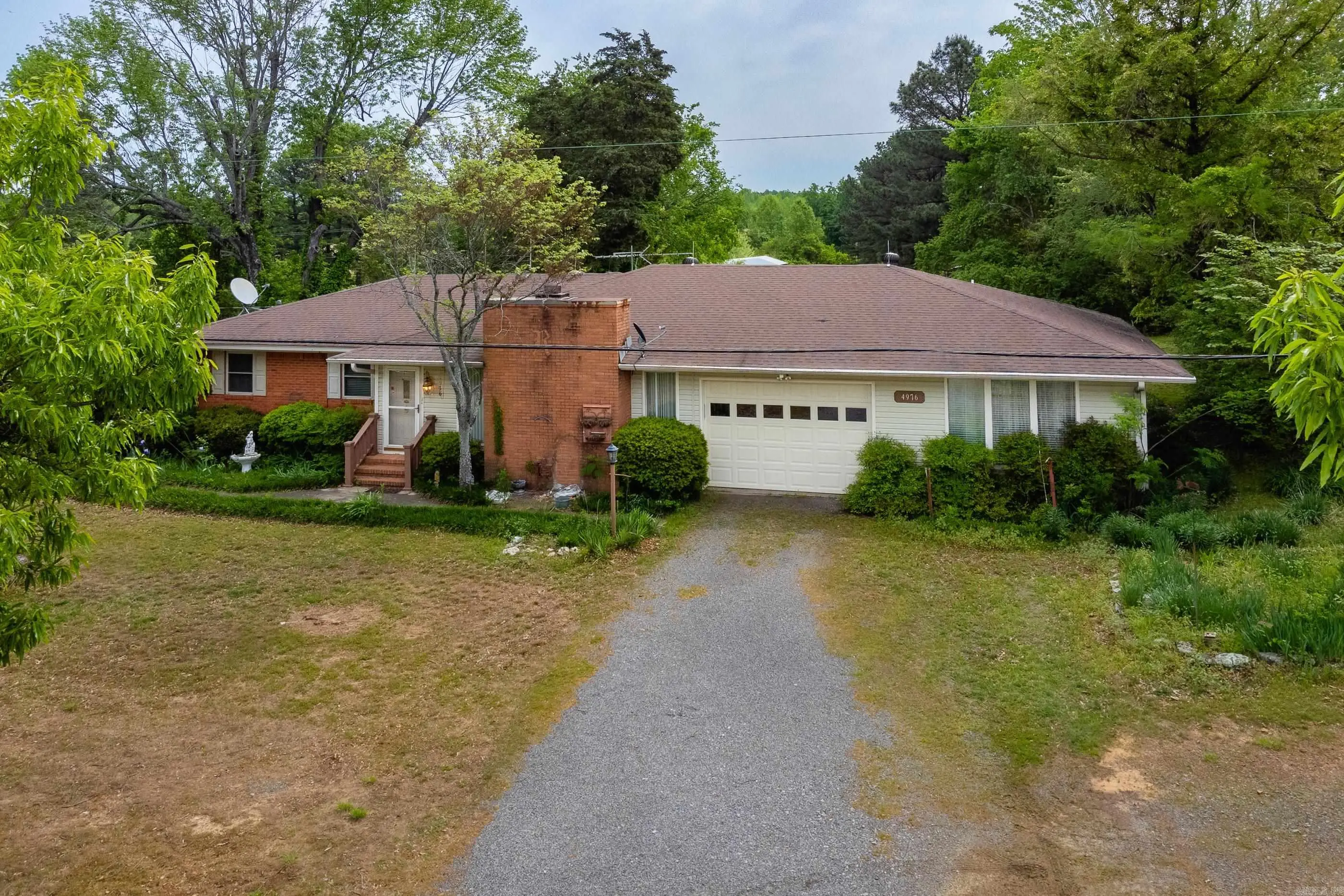 4976 Hwy 9, Springfield