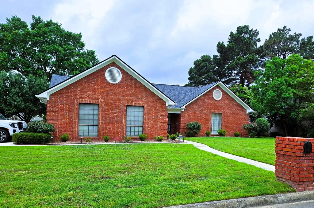 3801 E Castleridge Drive, Texarkana