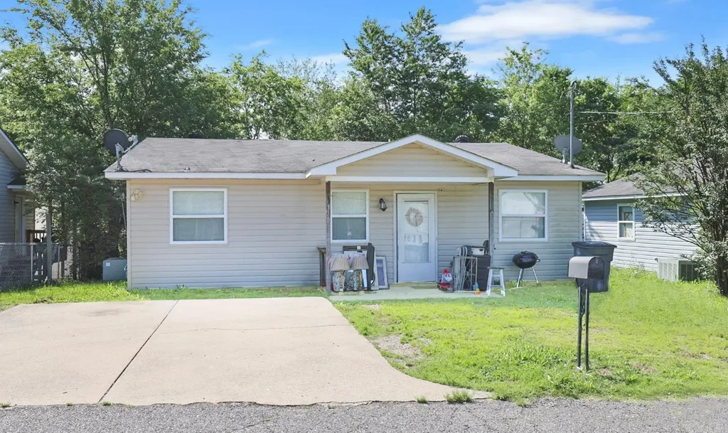 138 Iowa Street, Hot Springs National Park