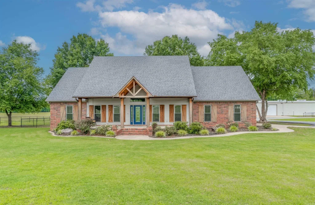 363 Highway 225 E, Greenbrier