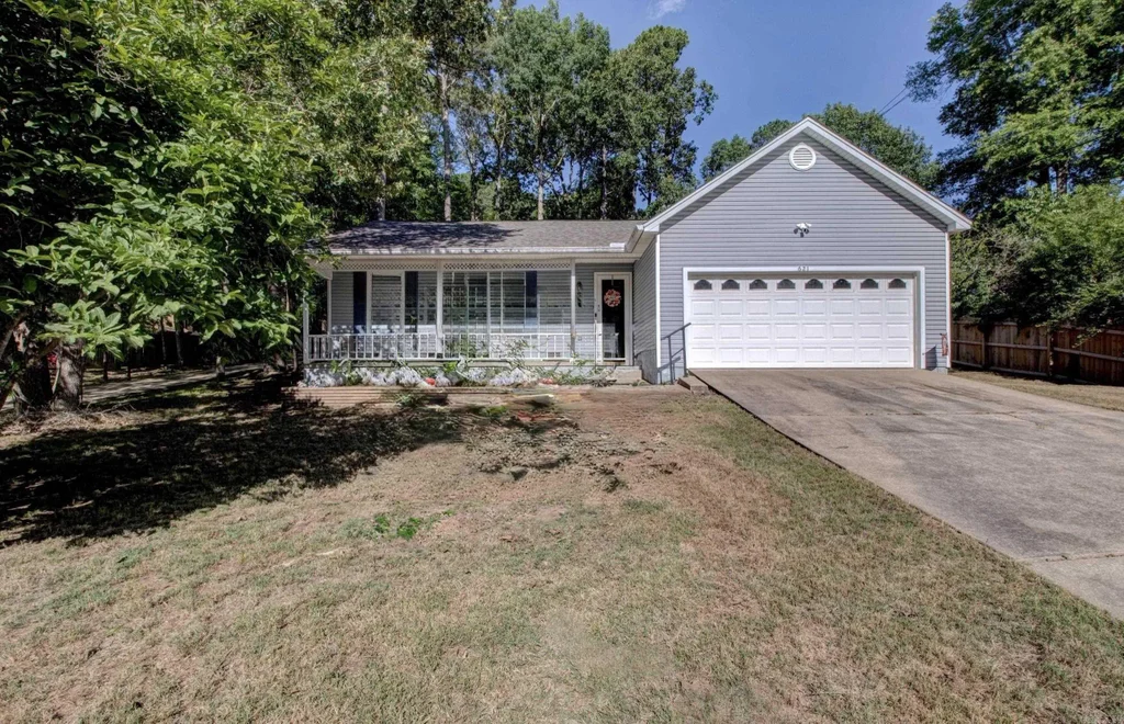 621 Asbury Road, Little Rock