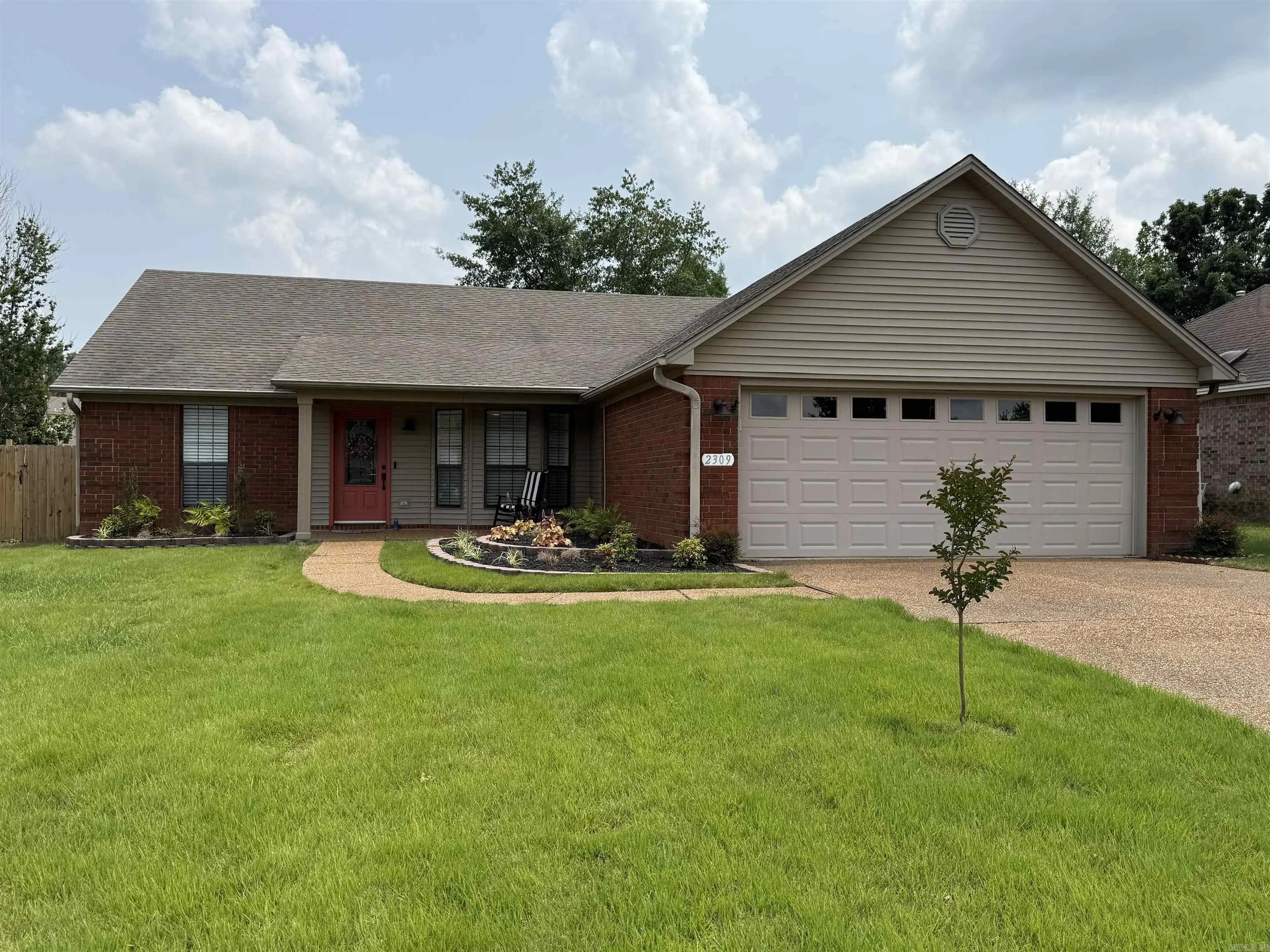 2309 Normandy Lane, Searcy