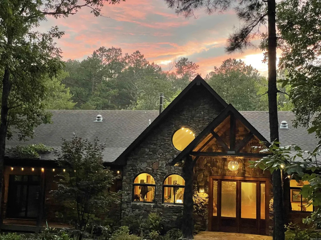 137 Bucksnort Lane, Mena