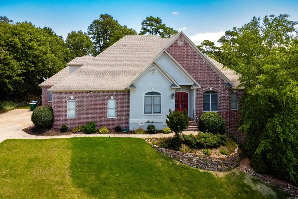 115 Noyant Drive, Little Rock