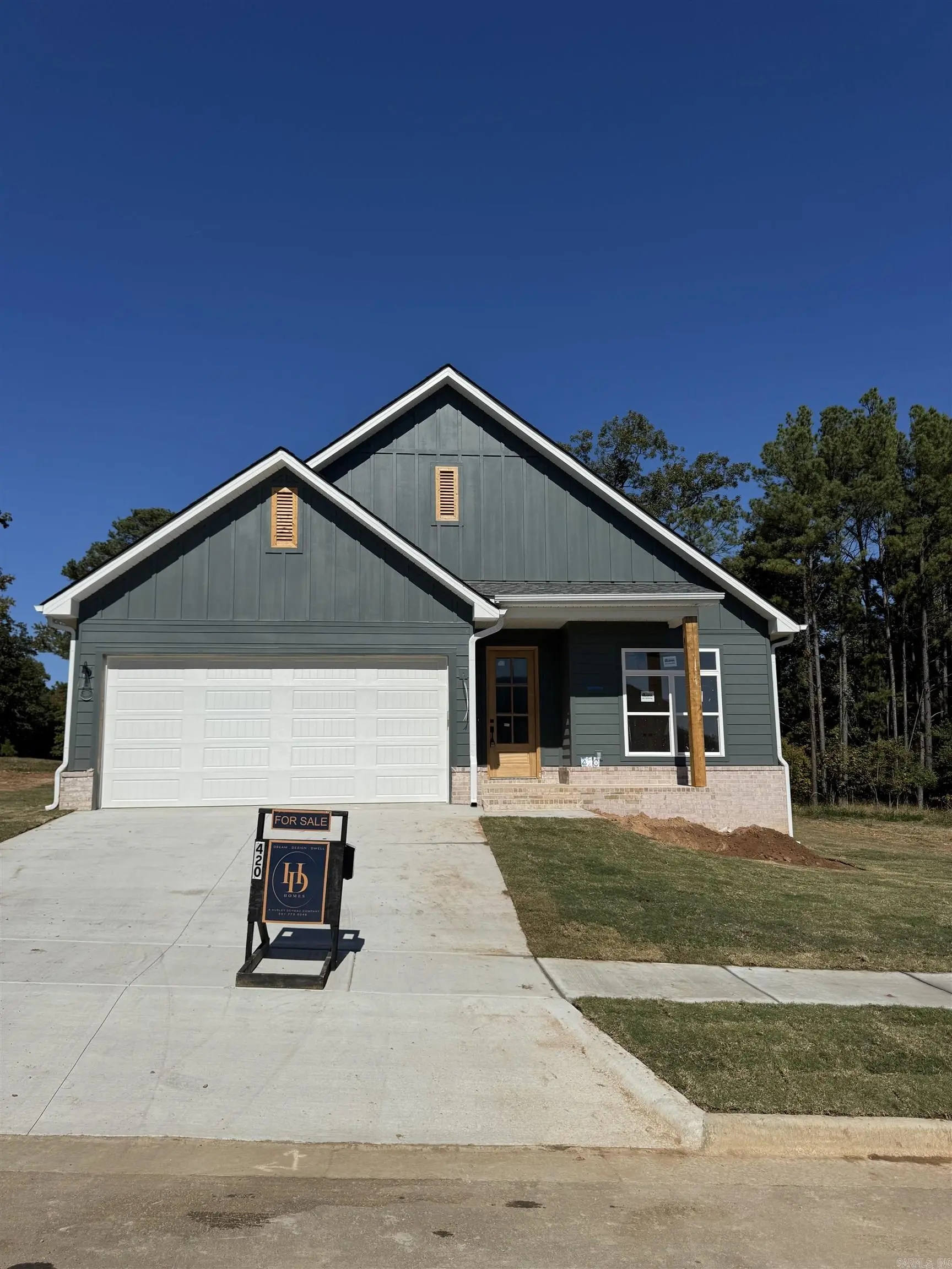 420 Court Street, Bryant