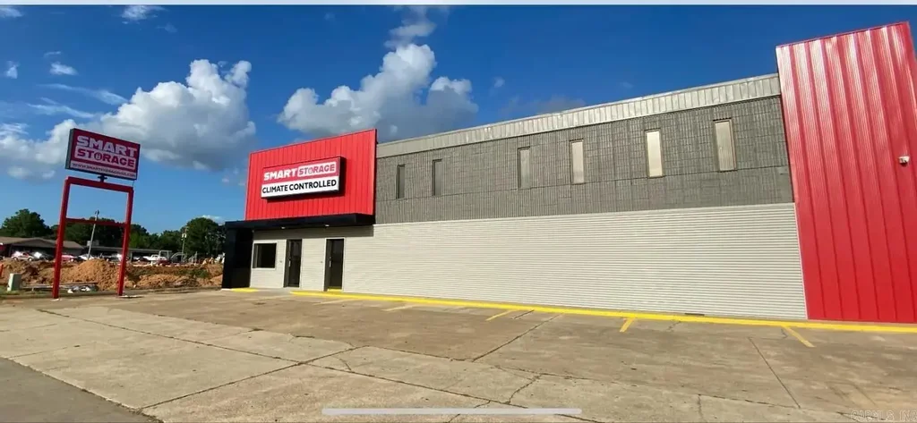 728 Chapman, Monticello