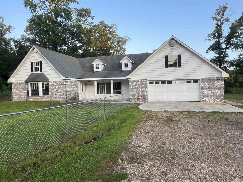 1480 Highway 70, Dierks