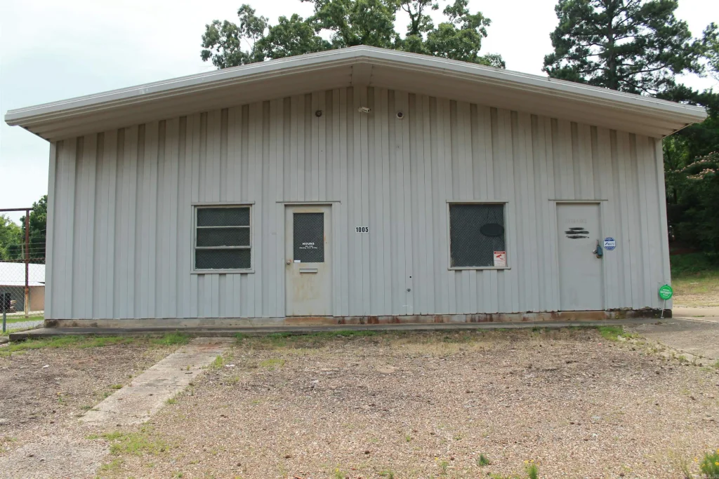 1005 &1003 E Main, El Dorado