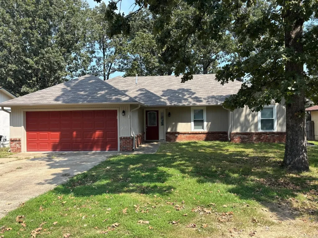 112 Sugar Maple Drive, Sherwood