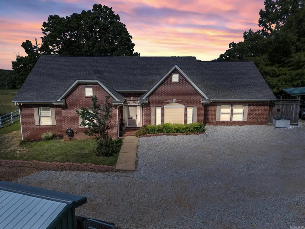 15355 Pleasant Grove Lane, Harrisburg