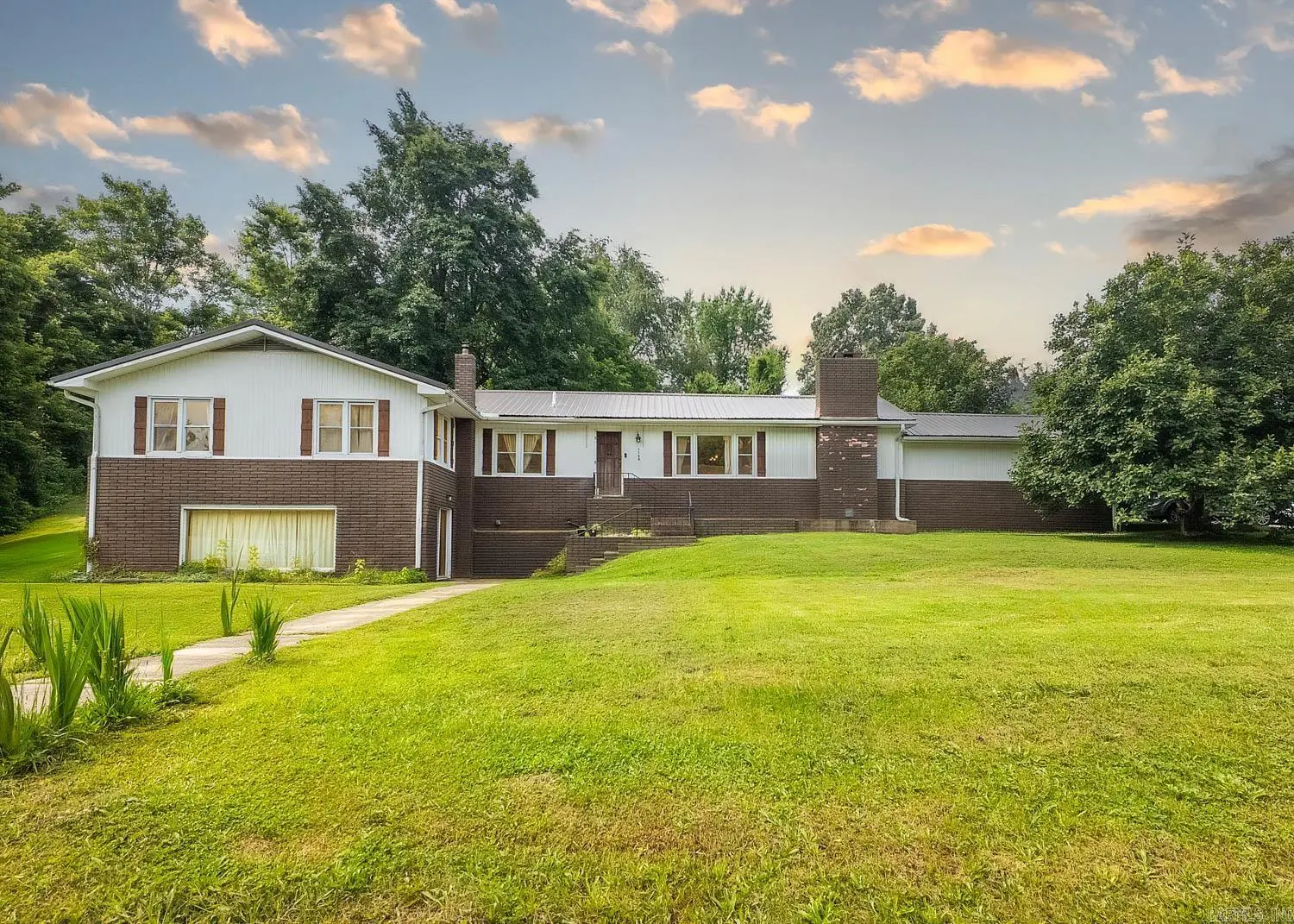 1160 Bethel Avenue, Mammoth Spring