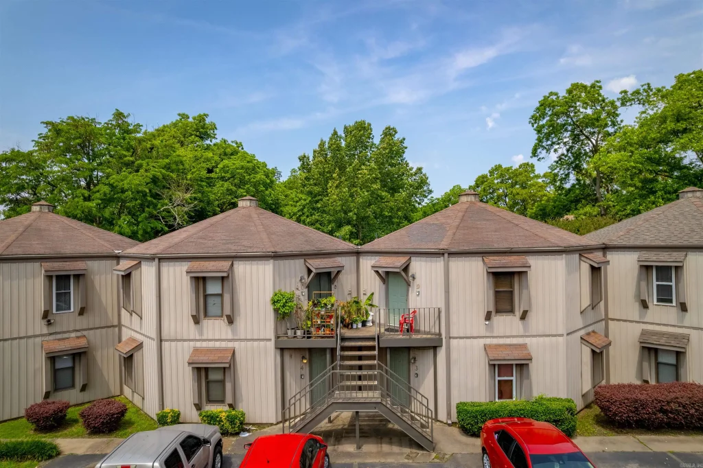 205 W Woodruff Avenue, Searcy