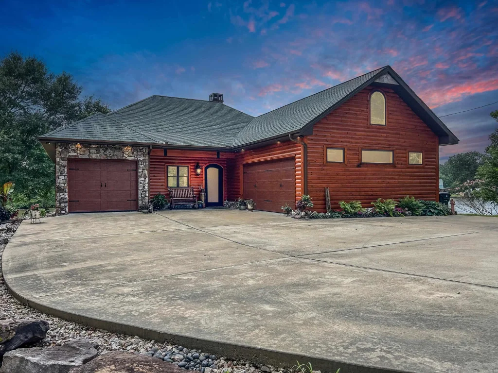 168 Golden Oak Place, Hot Springs