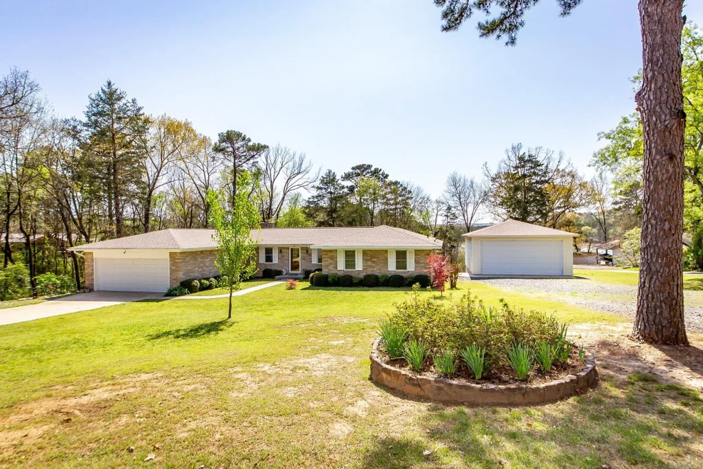 20 Lochland Drive, Greers Ferry