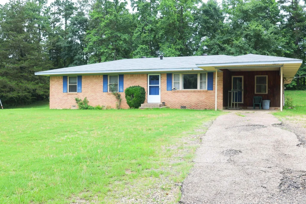 2971 W Hwy 70, Kirby