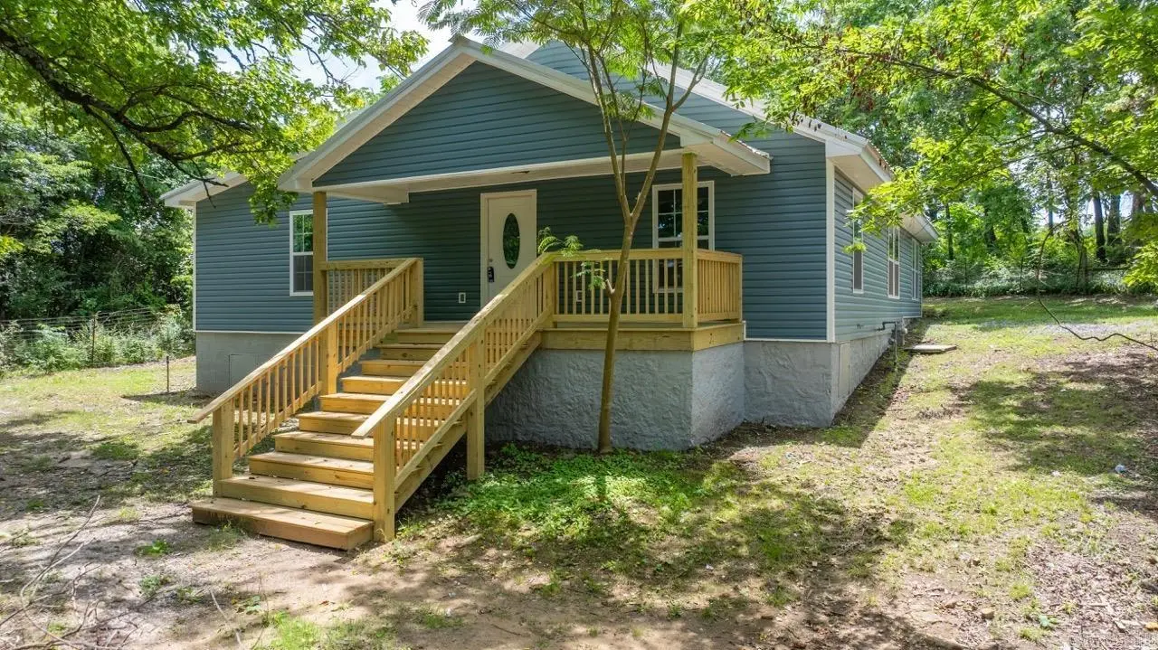 915 Bethesda Rd., Batesville