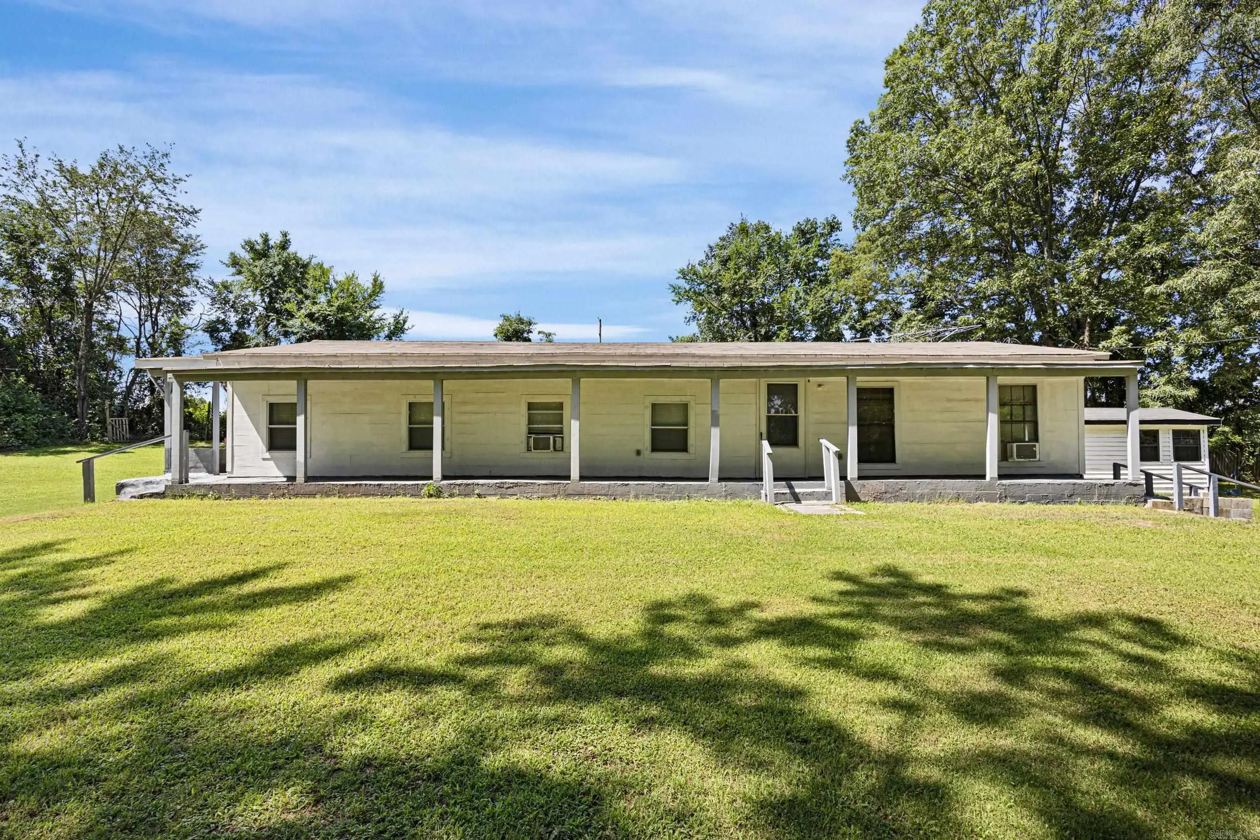 651 Sr 247 Highway, Russellville
