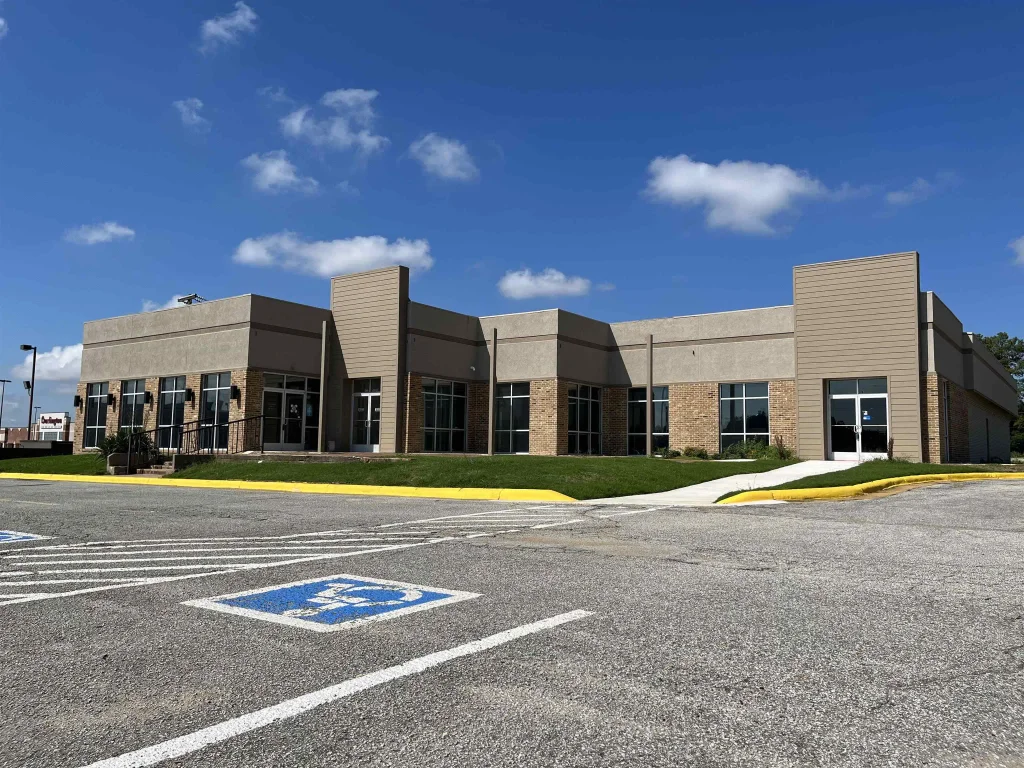 1421 S Caraway, Jonesboro