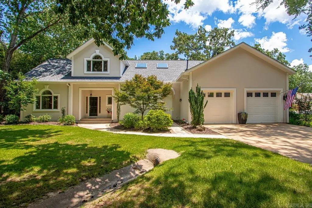 56 Stonegate Shores Drive, Hot Springs