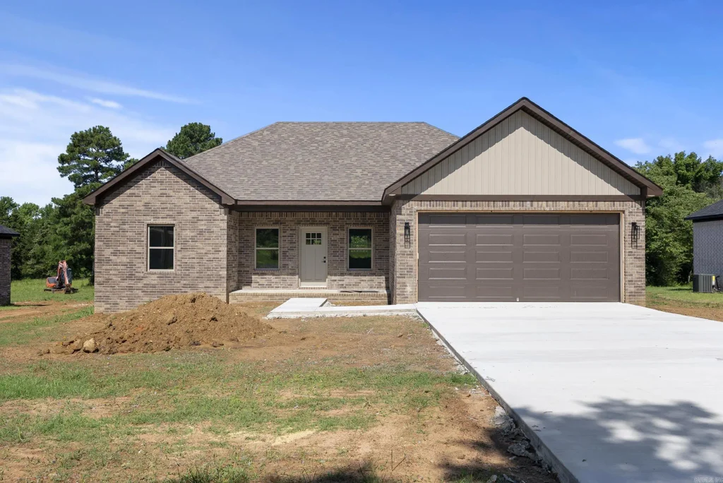 21 Mountain Grove Road, Greenbrier