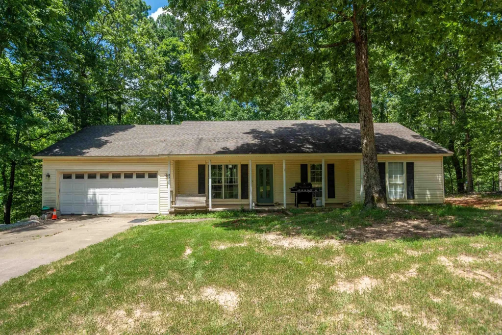 3350 White Tail St., Benton